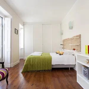  Apartment Joivy Spacious And Bright 1-bed Flat With Views In Lapa