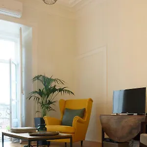 Apartment Janelas Verdes, Lissabon